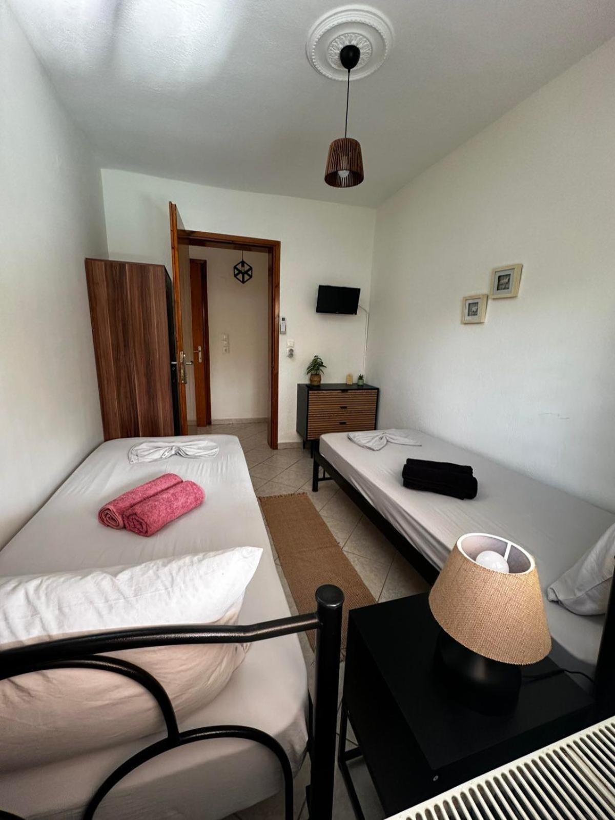 Elena Rooms-Apartments Asproválta Exteriér fotografie